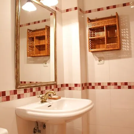 Flores Τορρεμολίνος